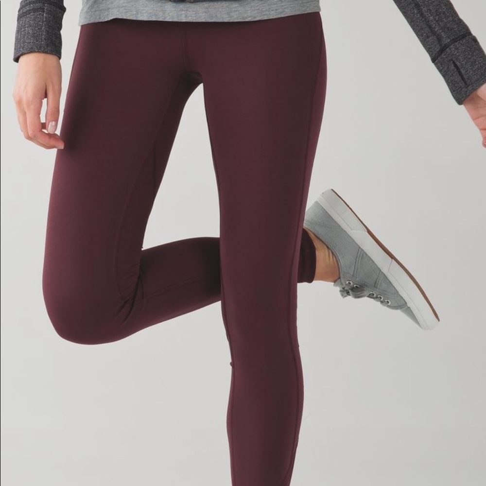 Lululemon Drop it like it’s hot leggings